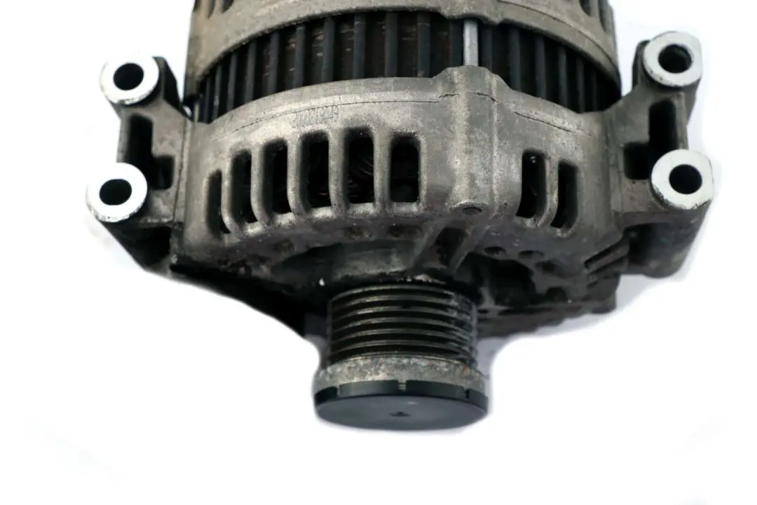 BMW 1 3 5 er E81 E90 E91 E60 LCI Benzin Alternator Generator180A 7550968 - SKU 7555926 - Teilenummer 7555926