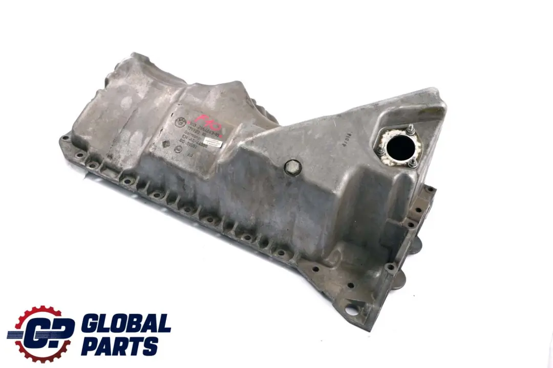 Oil Sump Pan to BMW 5 6 7 Series F01 F02 F10 F11 F12 F13 Engine with Part number 7556663 BMW 5 6 7 Series F01 F02 F10 F11 F12 F13 Engine Oil Sump Pan - SKU 7556663 - Part number 7556663