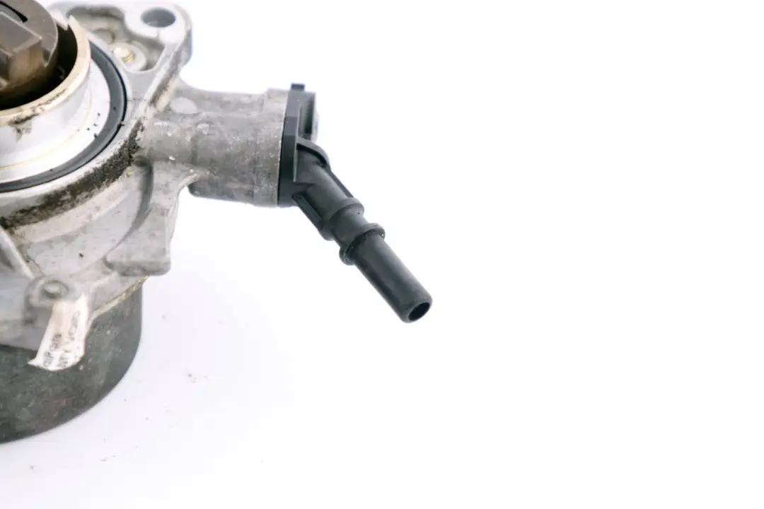Cylinder Head Vacuum Pump to Mini Cooper S R55 R56 R57 Petrol N14 Engine with Part number 7556919 Mini Cooper S R55 R56 R57 Petrol N14 Engine Cylinder Head Vacuum Pump - SKU 7556919 - Part number 7556919