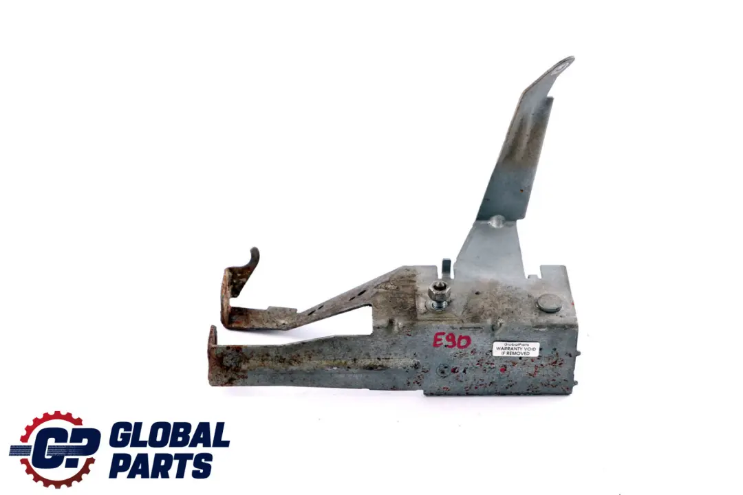 Support de fixation Réservoir à vide pour BMW E82 E88 E90 E91 E92 E93 à propos du numéro de pièce 7558322 BMW E82 E88 E90 E91 E92 E93 Support de fixation Réservoir à vide - SKU 7558322 - Numéro de pièce 7558322