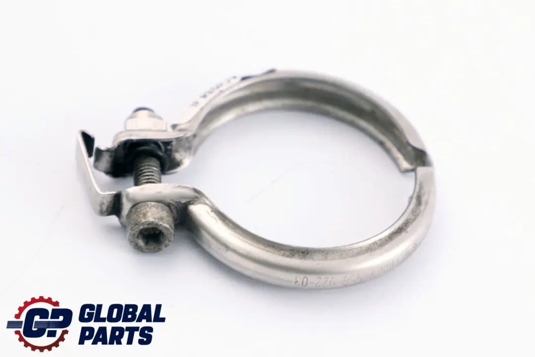 Abrazadera tubo salida aire carga para BMW E82 135i E90 E91 E92 335i con número de pieza 7558922 BMW E82 135i E90 E91 E92 335i Abrazadera tubo salida aire carga - SKU 7558922 - Número de pieza 7558922