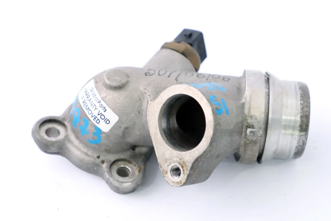BMW 3 er E90 320si N45 Stutzen Kühlsystem Wasserschlauchführung 7559333 - SKU 7559335 - Teilenummer 7559335