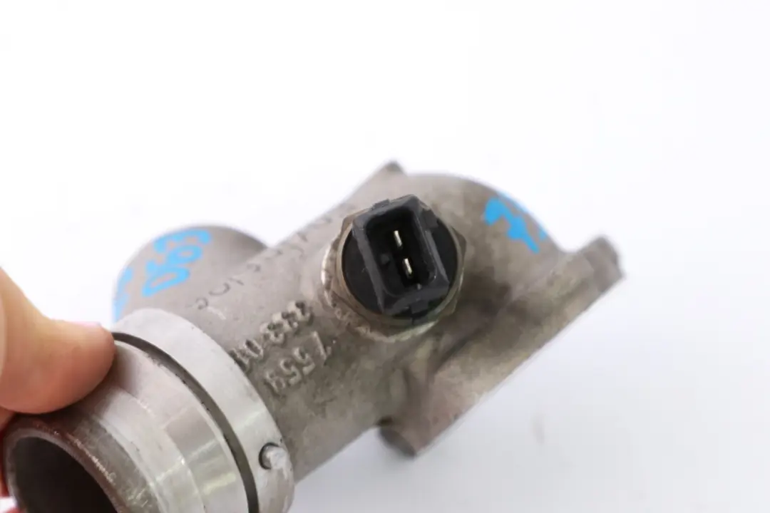 BMW 3 er E90 320si N45 Stutzen Kühlsystem Wasserschlauchführung 7559333 - SKU 7559335 - Teilenummer 7559335