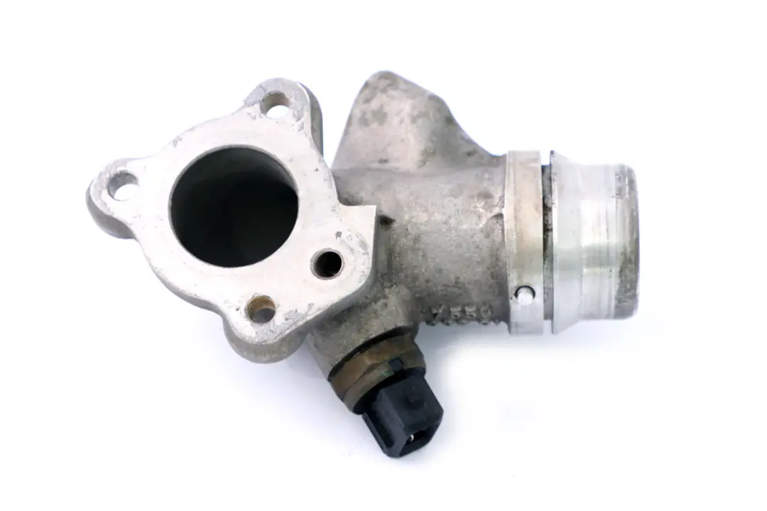 BMW 3 er E90 320si N45 Stutzen Kühlsystem Wasserschlauchführung 7559333 - SKU 7559335 - Teilenummer 7559335