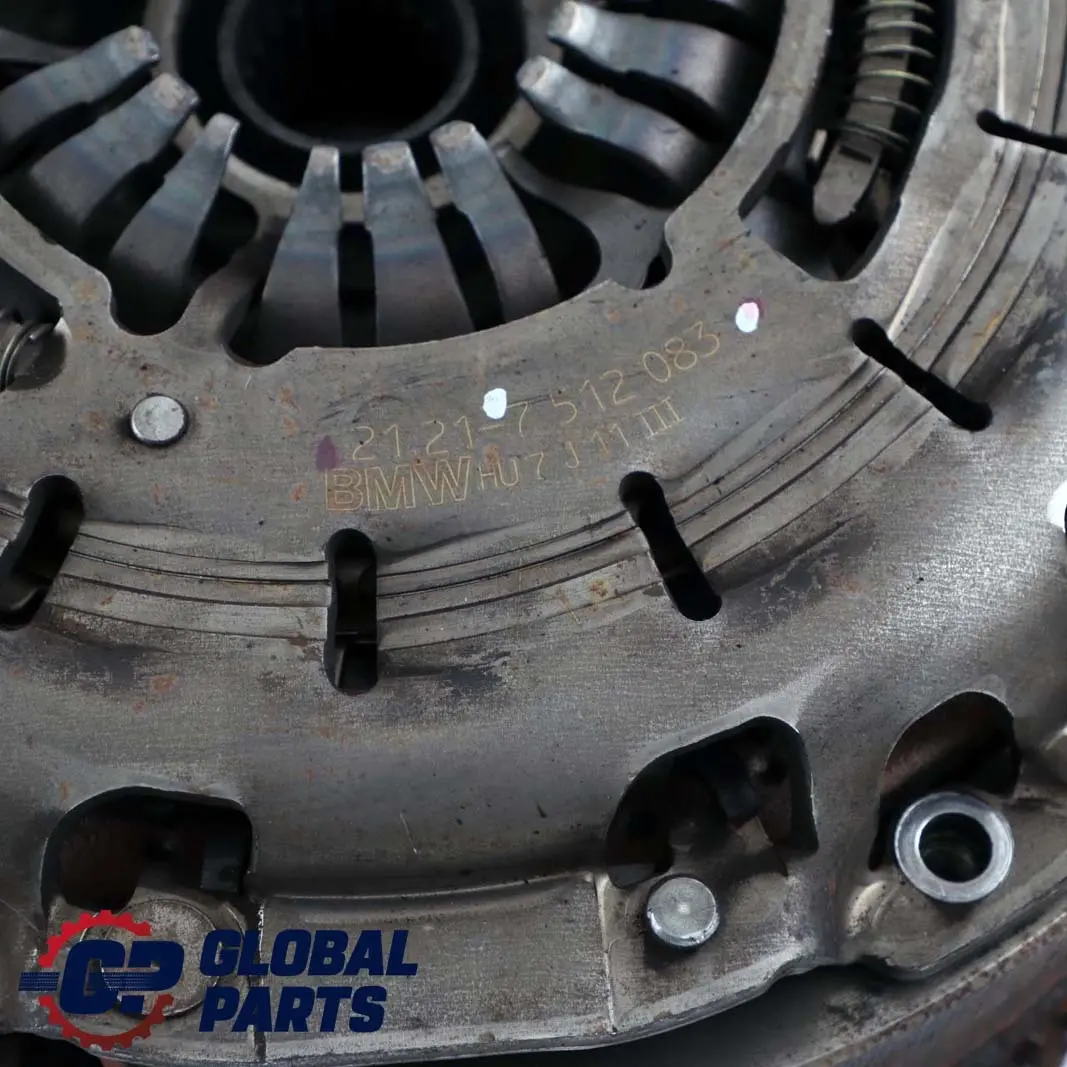 N53 Kit frizione a doppia massa con volano doppio per BMW E60 E90 E91 LCI 330i 530i con numero di parte 7559529 BMW E60 E90 E91 LCI 330i 530i N53 Kit frizione a doppia massa con volano doppio - SKU 7559529-1 - Numero di parte 7559529