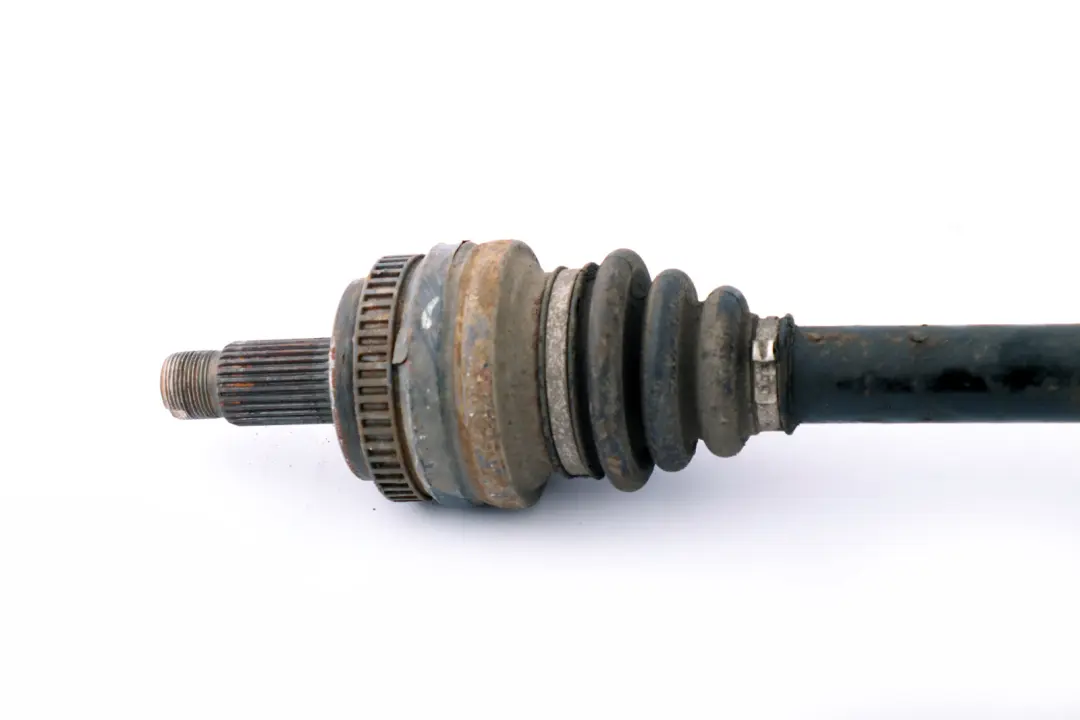 N52 325i Left N/S Output Drive Shaft Automatic 7525829 to BMW E90 with Part number 7559933 BMW E90 N52 325i Left N/S Output Drive Shaft Automatic 7525829 - SKU 7559933 - Part number 7559933