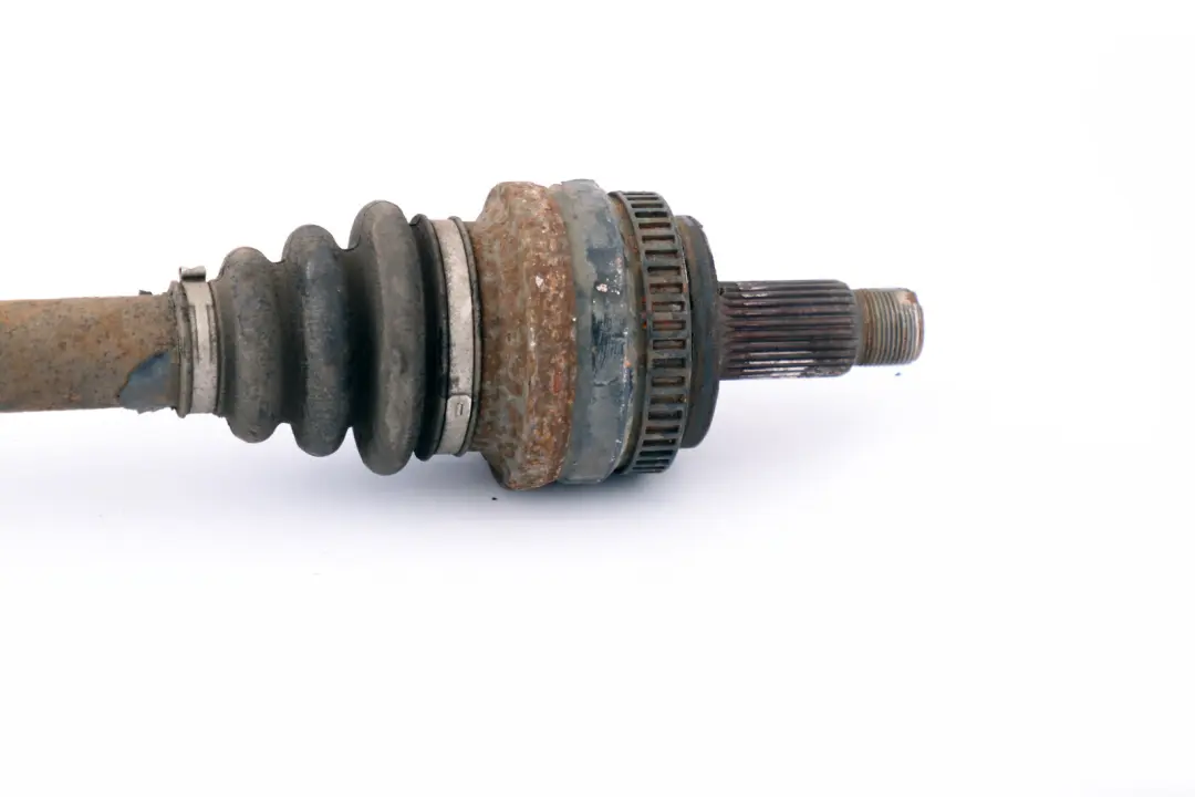 N52 325i Arbre de sortie droit Automatique 7525830 pour BMW 3 E90 à propos du numéro de pièce 7559934 BMW 3 E90 N52 325i Arbre de sortie droit Automatique 7525830 - SKU 7559934 - Numéro de pièce 7559934