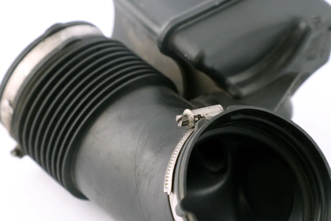 Rubber Boot Intake BMW E90 E91 E92 E93 LCI Silencer Muffler to with Part number 7560300 Rubber Boot Intake BMW E90 E91 E92 E93 LCI Silencer Muffler - SKU 7560300 - Part number 7560300