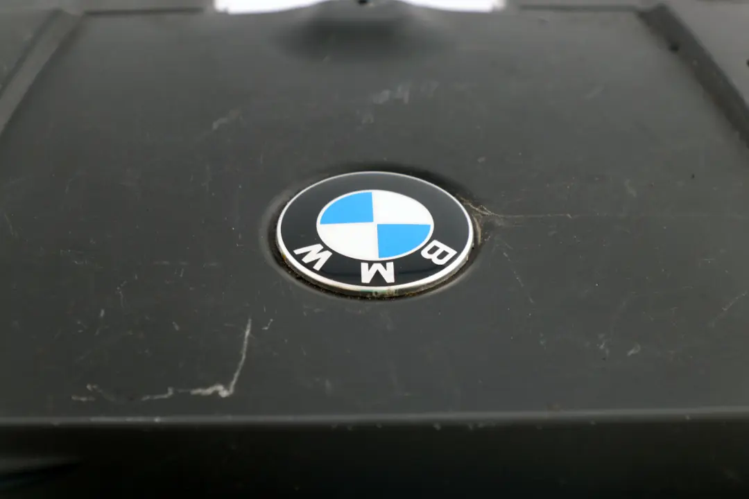 BMW E60 E65 E90 E91 Intake Manifold Cover – Diesel M57 – Genuine OE 13717789109
