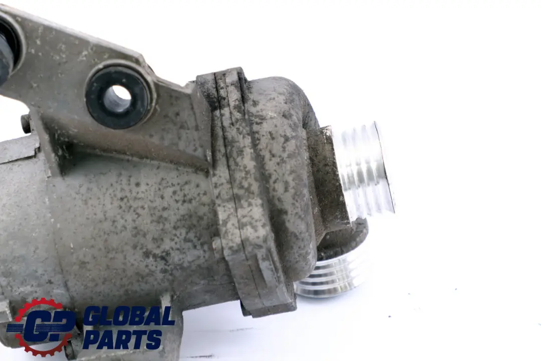 Pompa Wody Płynu Chłodzącego Benzyna N43 do BMW E81 E87 LCI E90 o numerze 7561229 BMW E81 E87 LCI E90 Pompa Wody Płynu Chłodzącego Benzyna N43 - SKU 7561229 - Numer Części 7561229