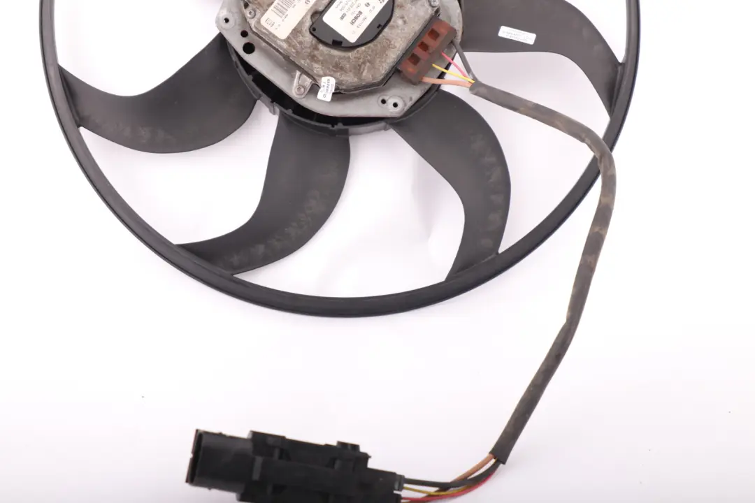 BMW E87 E90 118d 120d 320d Diesel Struttura Ventola Con Ventola 600W - SKU 7561713 - Numero di parte 7561713