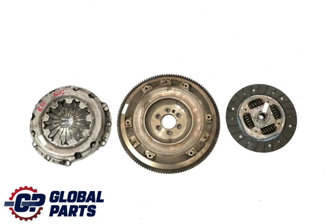 Benzina N12 N16 Volano Doppia Massa Kit Frizione per Mini R55 R56 R60 con numero di parte 7561765 Mini R55 R56 R60 Benzina N12 N16 Volano Doppia Massa Kit Frizione - SKU 7561765 - Numero di parte 7561765