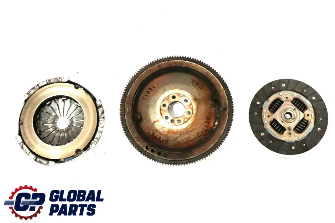 Benzina N12 N16 Volano Doppia Massa Kit Frizione per Mini R55 R56 R60 con numero di parte 7561765 Mini R55 R56 R60 Benzina N12 N16 Volano Doppia Massa Kit Frizione - SKU 7561765 - Numero di parte 7561765