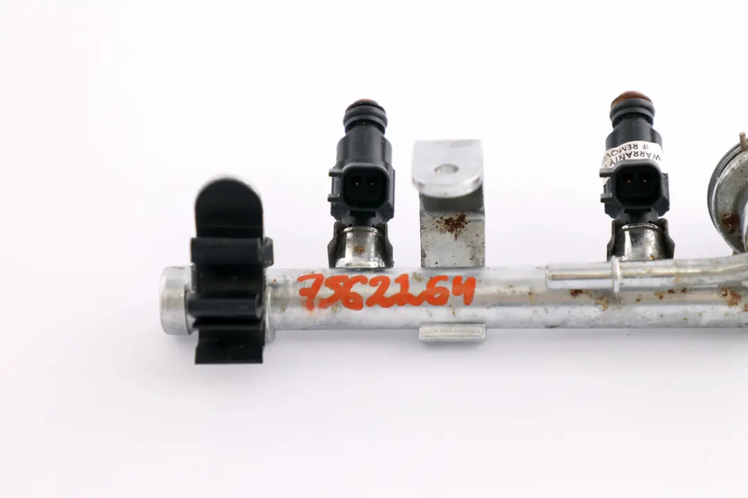 BMW Mini Cooper One R50 R52 W10 Petrol Injection Tube Fuel Rail Injectors - SKU 7562264 - Part number 7562264