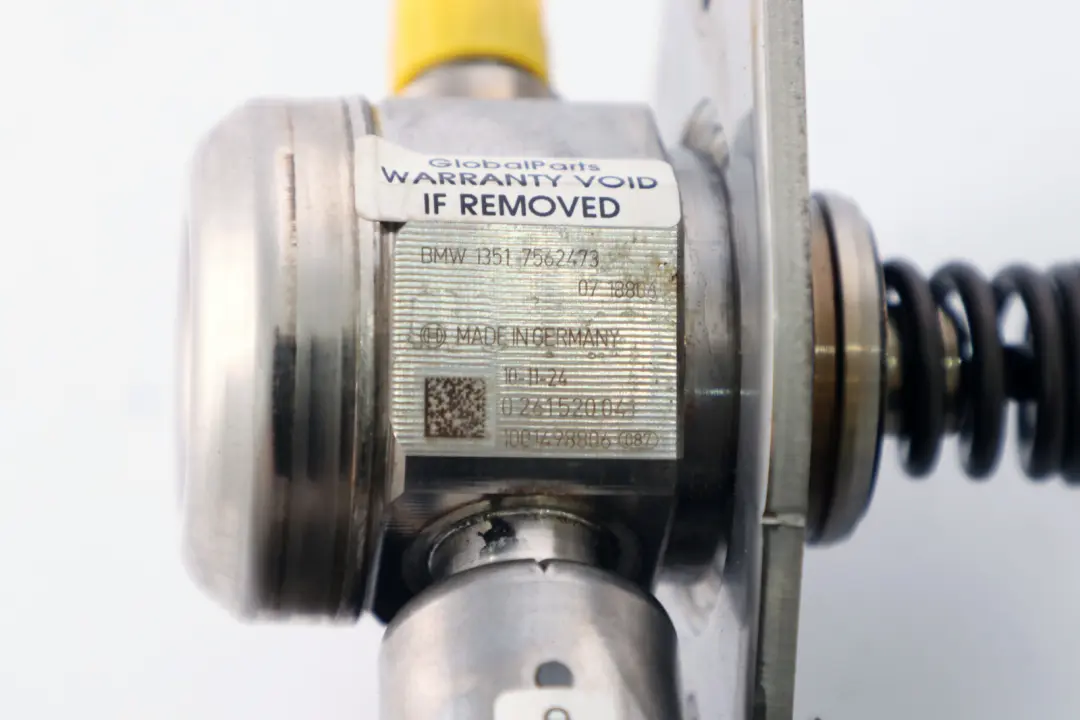 High Pressure Fuel Pump Petrol N43 to BMW E81 E87 LCI E90 E91 with Part number 7562473 BMW E81 E87 LCI E90 E91 High Pressure Fuel Pump Petrol N43 - SKU 7562473 - Part number 7562473