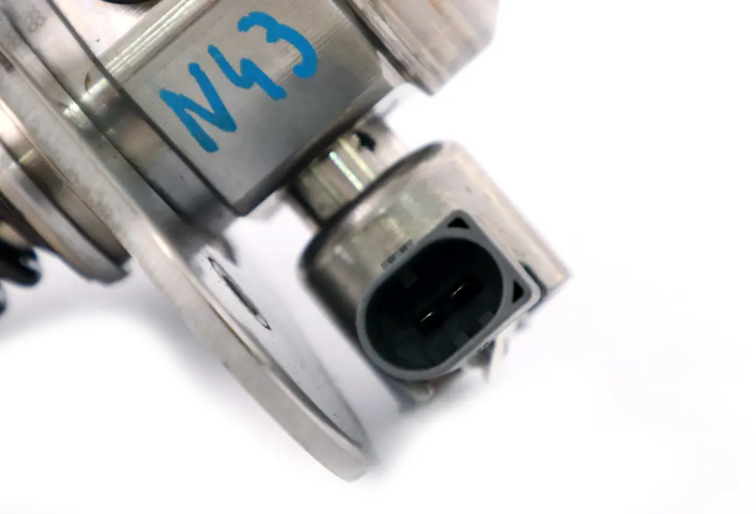 N43 Pompa Carburante ad Alta Pressione Benzina per BMW E81 E87 LCI E90 E91 con numero di parte 7562473 BMW E81 E87 LCI E90 E91 N43 Pompa Carburante ad Alta Pressione Benzina - SKU 7562473 - Numero di parte 7562473