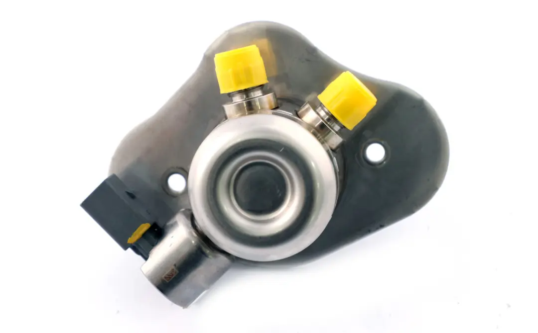 High Pressure Fuel Pump Petrol N43 to BMW E81 E87 LCI E90 E91 with Part number 7562473 BMW E81 E87 LCI E90 E91 High Pressure Fuel Pump Petrol N43 - SKU 7562473 - Part number 7562473