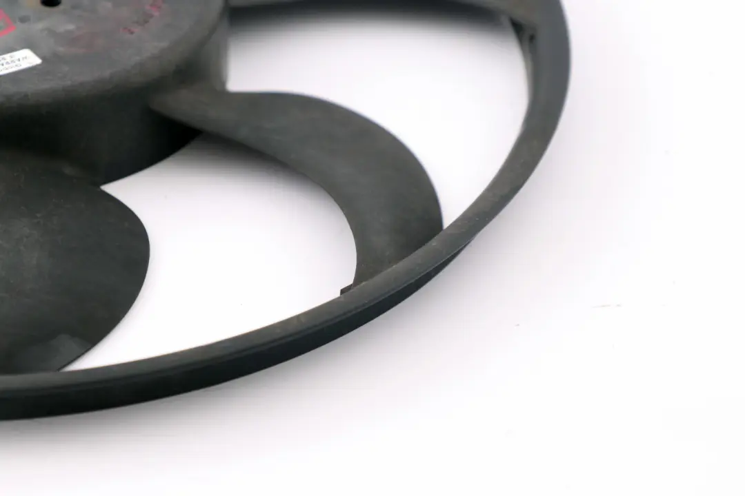 Fan Struttura Ventola 613273 per BMW E81 E82 E87 E90 E87N E90N E92 E92N con numero di parte 7563259 BMW E81 E82 E87 E90 E87N E90N E92 E92N Fan Struttura Ventola 613273 - SKU 7563259-6 - Numero di parte 7563259