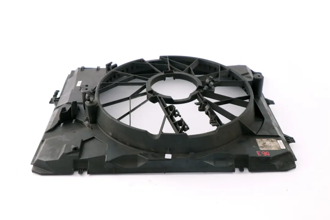 Fan Housing 756325 to BMW E81 E82 E84 E87 E88 E90 E91 E92 E93 Petrol with Part number 7563259 BMW E81 E82 E84 E87 E88 E90 E91 E92 E93 Petrol Fan Housing 756325 - SKU 7563259-8 - Part number 7563259