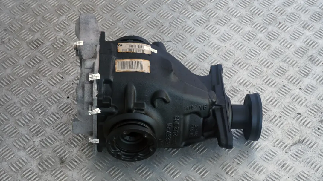 BMW 5 Series E60 LCI Rear Differential Diff 3,15 Ratio 525i N53 WARRANTY - SKU 7563457 - Part number 7563457