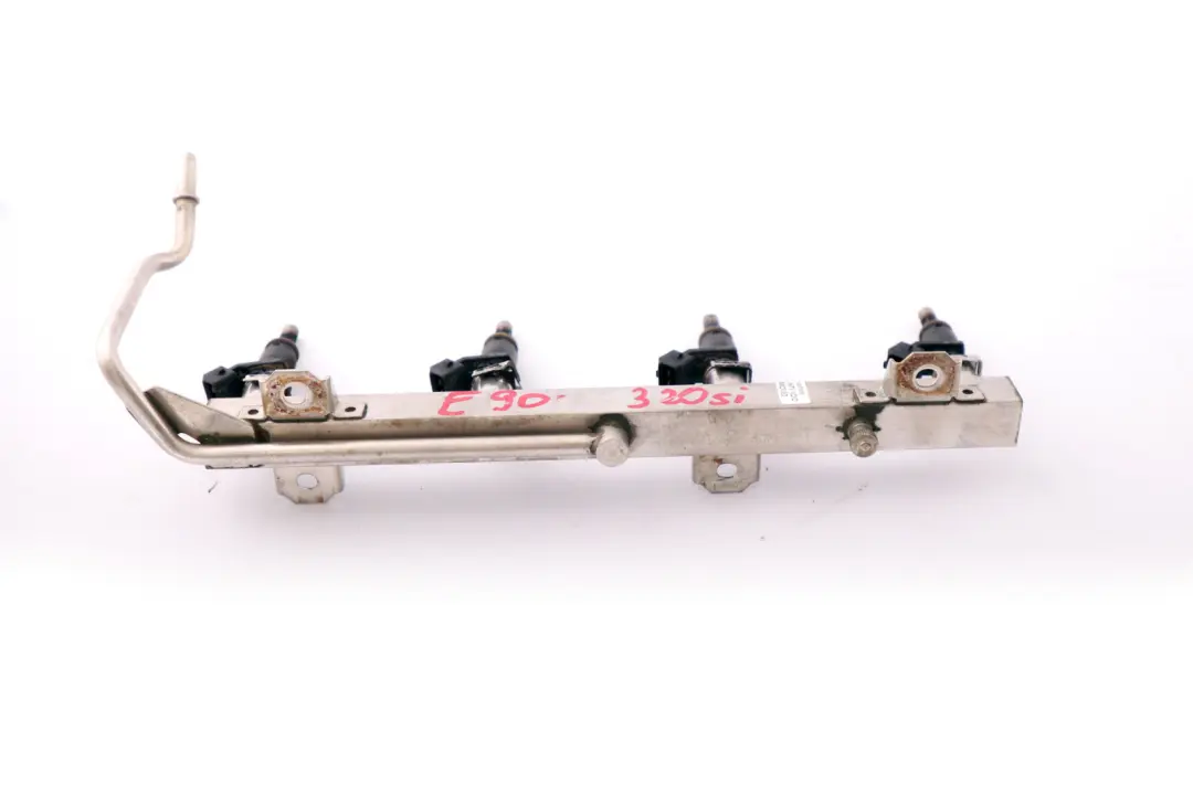 BMW 3 Series E90 320si N45 Petrol Injection Tube Fuel Rail &amp; Injectors - SKU 7563512 - Part number 7563512