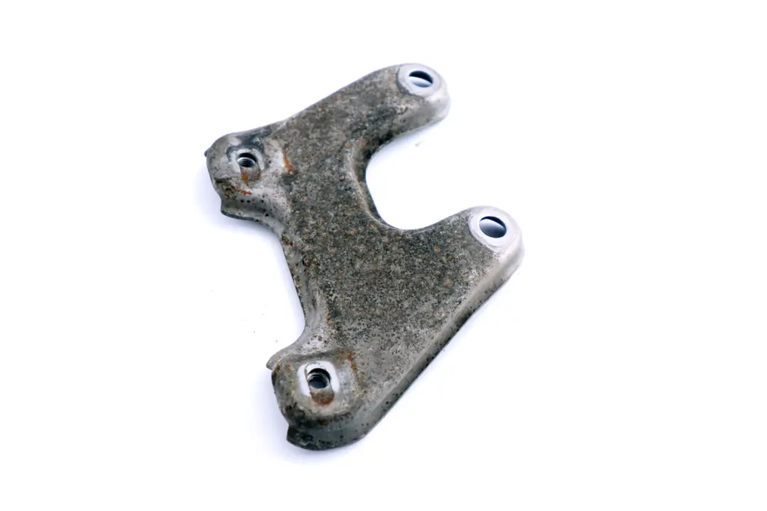 Exhaust Catalytic Silencer Bracket Holder to BMW 5 Series E60 LCI E61 LCI with Part number 7564239 BMW 5 Series E60 LCI E61 LCI Exhaust Catalytic Silencer Bracket Holder - SKU 7564239 - Part number 7564239