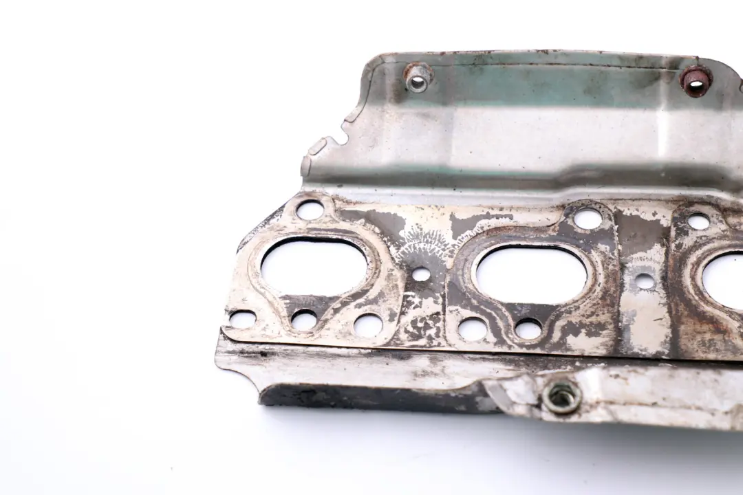 Guarnizione Scudo Termico Collettore 7626106 per Mini Cooper S R55 R56 R57 R60 N14 con numero di parte 7564342 Mini Cooper S R55 R56 R57 R60 N14 Guarnizione Scudo Termico Collettore 7626106 - SKU 7564342 - Numero di parte 7564342