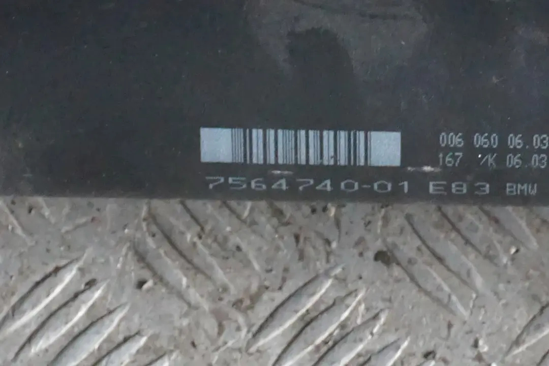 2.5si 3.0si Petrol N52N Arbre Transmission Arrière D'hélice pour BMW X3 E83 à propos du numéro de pièce 7564740 BMW X3 E83 2.5si 3.0si Petrol N52N Arbre Transmission Arrière D'hélice - SKU 7564740 - Numéro de pièce 7564740