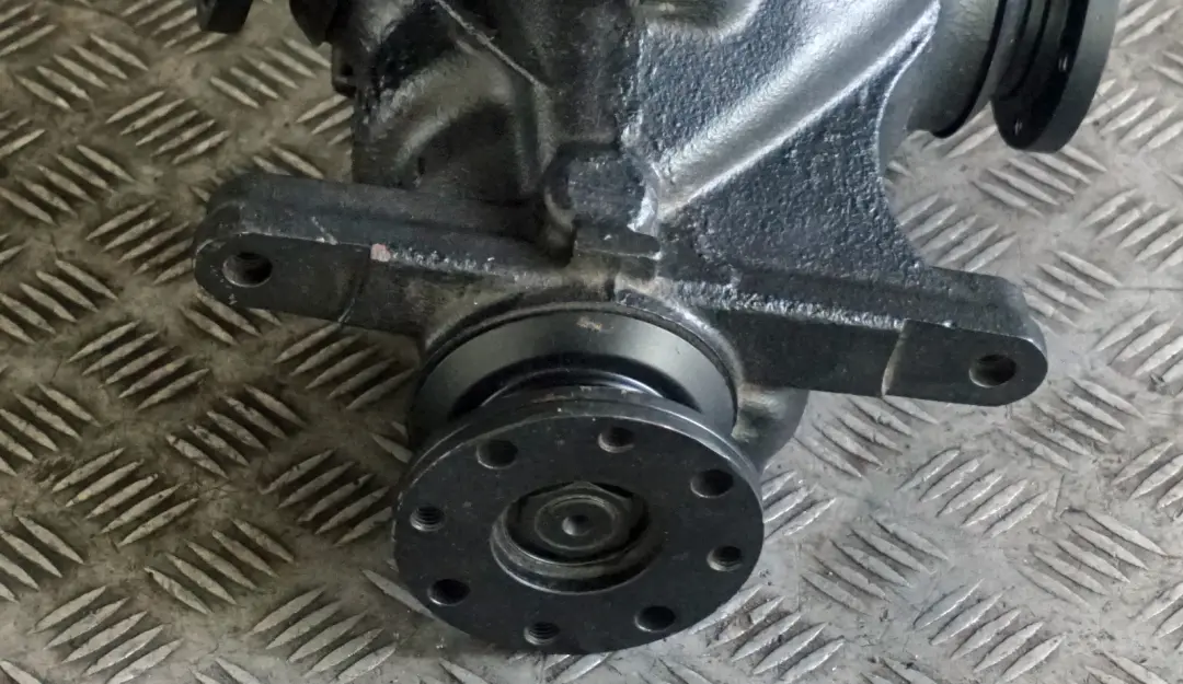 320si Hinterachsgetriebe Diff l=4,10 GARANTIE für BMW 3 er E90 mit Teilenummer 7564878 BMW 3 er E90 320si Hinterachsgetriebe Diff l=4,10 GARANTIE - SKU 7564878 - Teilenummer 7564878