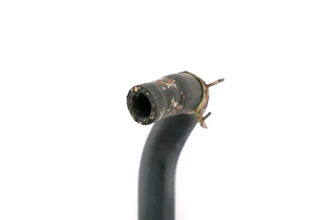 Tubo refrigerante turbocompressore per Mini Cooper S JCW R55 R56 N14 con numero di parte 7565432 Mini Cooper S JCW R55 R56 N14 Tubo refrigerante turbocompressore - SKU 7565432 - Numero di parte 7565432