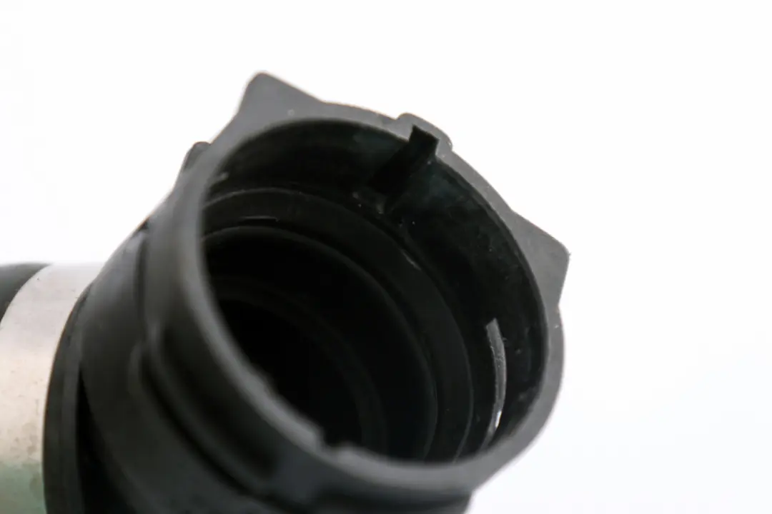 BMW E60 E61 E63 LCI Gasolina N52N N53 Manguera retorno enfriamiento - SKU 7565780 - Número de pieza 7565780