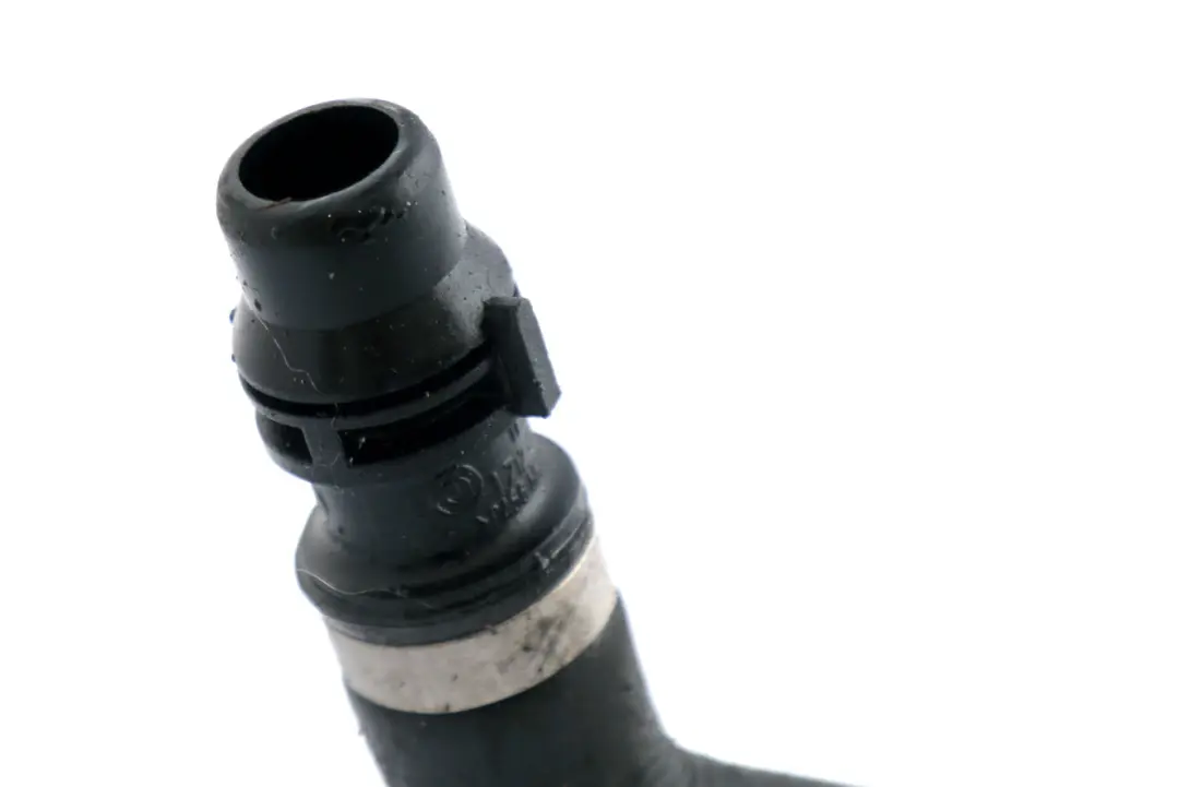 6er-Reihe E60 E61 E63 Lci-Benzin-K?hlsystem Tubo Flessibile Ritorno per BMW con numero di parte 7565782 BMW 6er-Reihe E60 E61 E63 Lci-Benzin-K?hlsystem Tubo Flessibile Ritorno - SKU 7565782 - Numero di parte 7565782