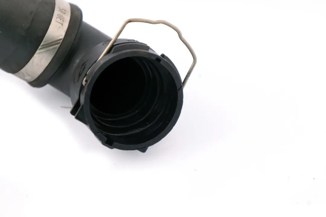 Manguera Alimentación Motor Radiador Tubo Superior para BMW E81 E87 LCI E82 con número de pieza 17127566024 BMW E81 E87 LCI E82 Manguera Alimentación Motor Radiador Tubo Superior - SKU 7566024 - Número de pieza 17127566024