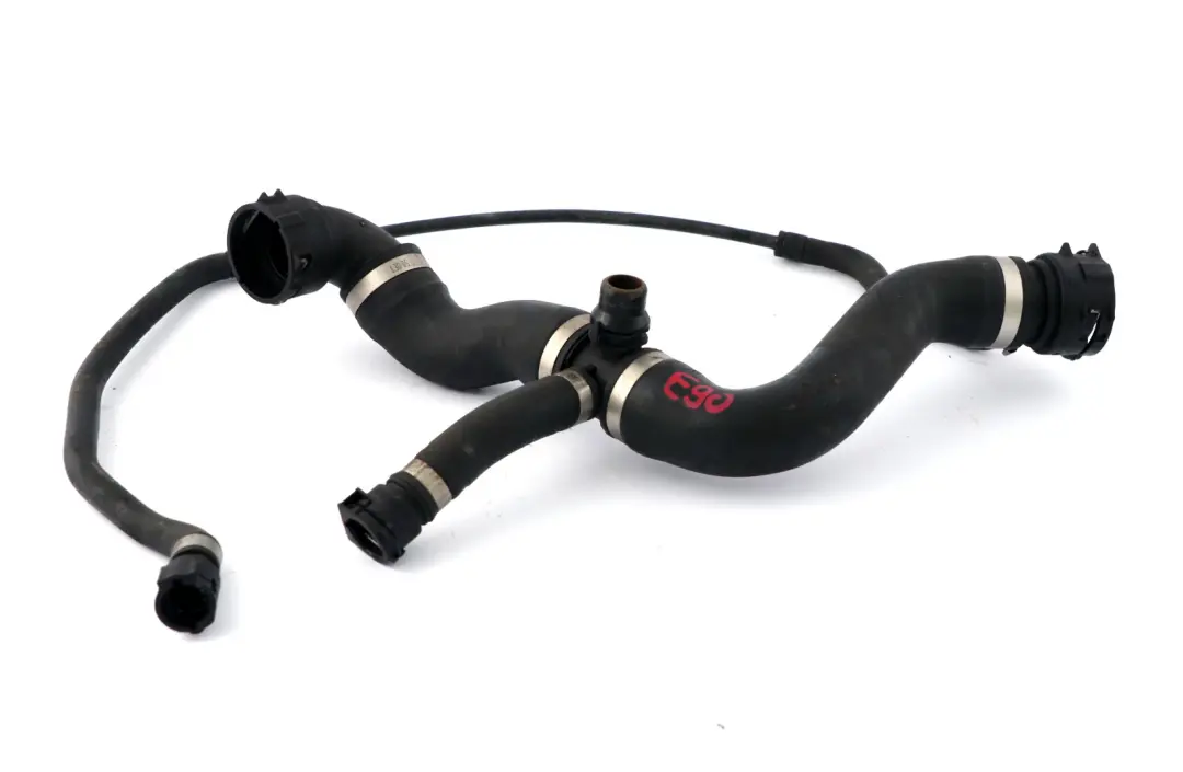 Tubi Liquido Raffreddamento Tubo Sistema per BMW E81 E82 E87 E90 E91 E92 LCI con numero di parte 7566031 BMW E81 E82 E87 E90 E91 E92 LCI Tubi Liquido Raffreddamento Tubo Sistema - SKU 7566031 - Numero di parte 7566031