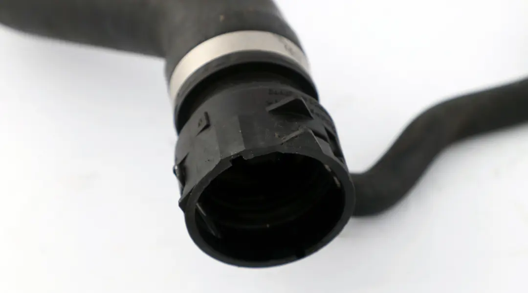 Coolant Hoses Cooling System Pipe to BMW E81 E82 E87 E90 E91 E92 LCI with Part number 7566031 BMW E81 E82 E87 E90 E91 E92 LCI Coolant Hoses Cooling System Pipe - SKU 7566031 - Part number 7566031