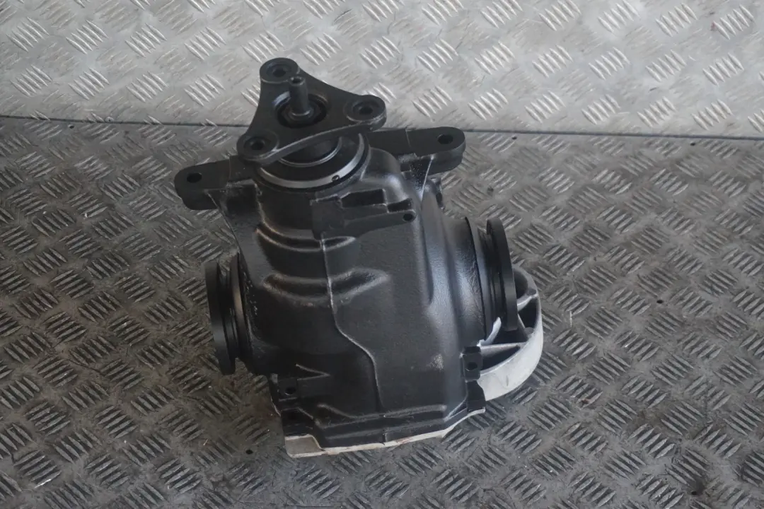 M57N2 Dyfer Tył 2,79 do BMW E90 E91 E92 325d o numerze 7566195 BMW E90 E91 E92 325d M57N2 Dyfer Tył 2,79 - SKU 7566195 - Numer Części 7566195