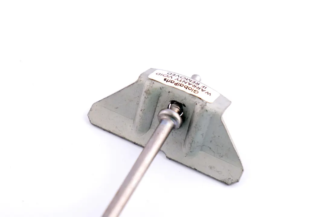 Support de batterie pour BMW 1 3 5 Serie E60 E61 E82 E90 E91 à propos du numéro de pièce 7566618 BMW 1 3 5 Serie E60 E61 E82 E90 E91 Support de batterie - SKU 7566618 - Numéro de pièce 7566618