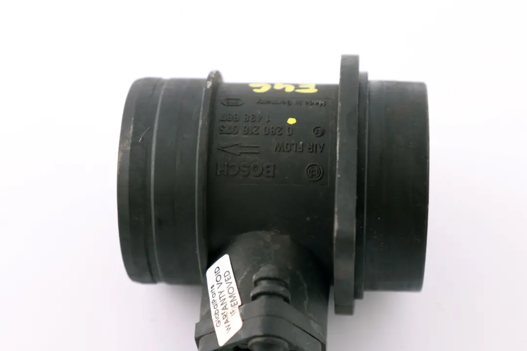 Mass Meter BMW E81 E87 116i E46 E90 316i Hot-Film Air Sensor to Air with Part number 7566986 Air Mass Meter BMW E81 E87 116i E46 E90 316i Hot-Film Air Sensor - SKU 7566986 - Part number 7566986