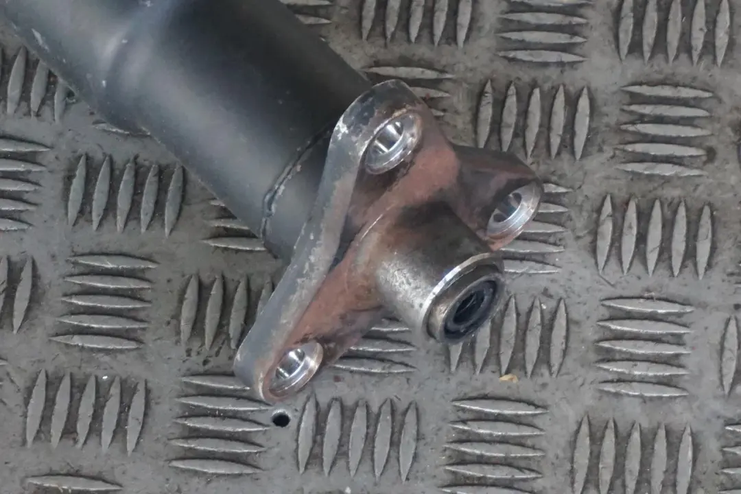 BMW 1 Reihe E82 E88 135i N54 Manualgetriebe Gelenkwelle Kardanwelle - SKU 7567933 - Teilenummer 7567933