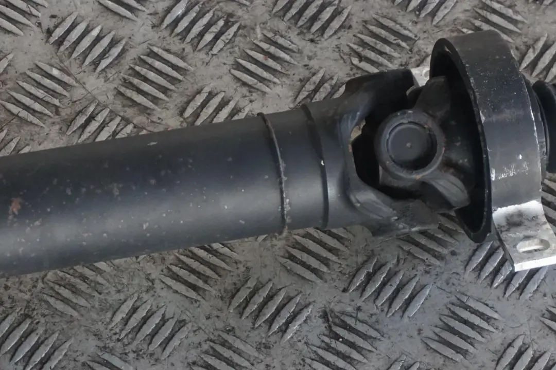 BMW 1 Series E82 E88 135i N54 Drive Prop Shaft Propshaft Manual - SKU 7567933 - Part number 7567933