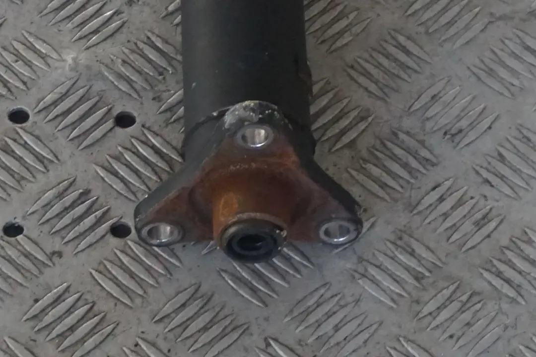 N52N Antriebswelle Kardanwelle Manuell für BMW E82 E88 125i mit Teilenummer 7567941 BMW E82 E88 125i N52N Antriebswelle Kardanwelle Manuell - SKU 7567941 - Teilenummer 7567941