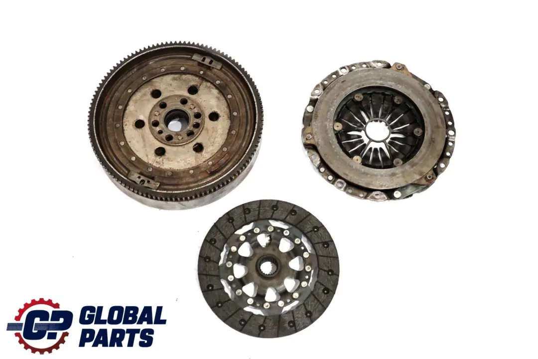 Kit frizione a doppia massa benzina N46 per BMW Z4 E85 E87 E90 E91 con numero di parte 7568006 BMW Z4 E85 E87 E90 E91 Kit frizione a doppia massa benzina N46 - SKU 7568006 - Numero di parte 7568006