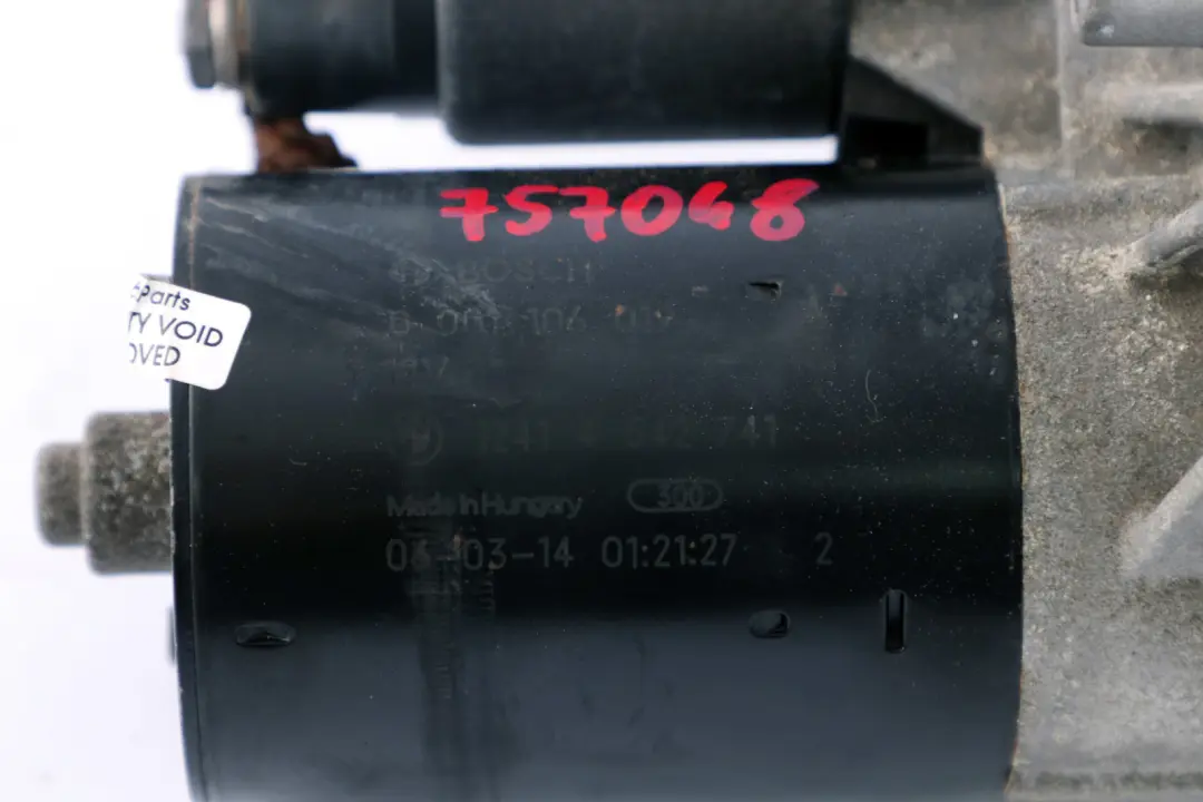 Rozrusznik 0,9KW BOSCH 4542741 do Mini Cooper R50 R52 o numerze 7570487 Mini Cooper R50 R52 Rozrusznik 0,9KW BOSCH 4542741 - SKU 7570487 - Numer Części 7570487