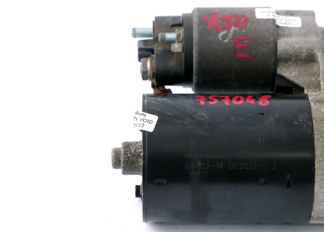 Motorino di Avviamento 0,9KW BOSCH 4542741 per Mini Cooper One R50 R52 con numero di parte 7570487 Mini Cooper One R50 R52 Motorino di Avviamento 0,9KW BOSCH 4542741 - SKU 7570487 - Numero di parte 7570487