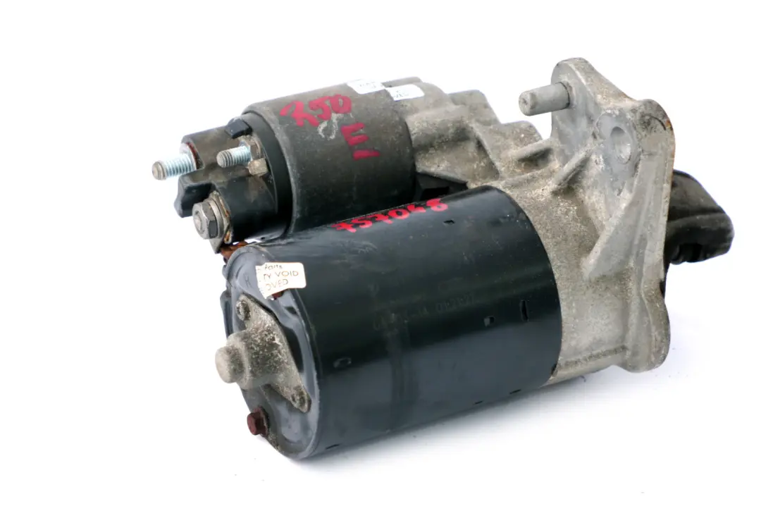 Motorino di Avviamento 0,9KW BOSCH 4542741 per Mini Cooper One R50 R52 con numero di parte 7570487 Mini Cooper One R50 R52 Motorino di Avviamento 0,9KW BOSCH 4542741 - SKU 7570487 - Numero di parte 7570487