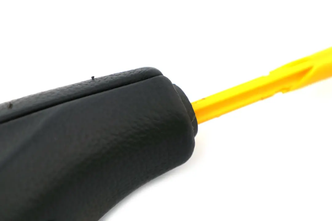 Selectionnez la Poignee a Levier Cuir / pour BMW Serie 2 E81 E87 E90 E91 à propos du numéro de pièce 7570652 BMW Serie 2 E81 E87 E90 E91 Selectionnez la Poignee a Levier Cuir / - SKU 7570652-3 - Numéro de pièce 7570652