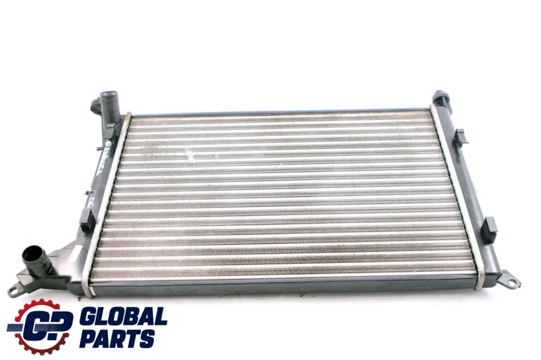 Benzina Motore Raffreddamento Acqua Radiatore per Mini Cooper R50 R52 R53 con numero di parte 7570821 Mini Cooper R50 R52 R53 Benzina Motore Raffreddamento Acqua Radiatore - SKU 7570821-1 - Numero di parte 7570821