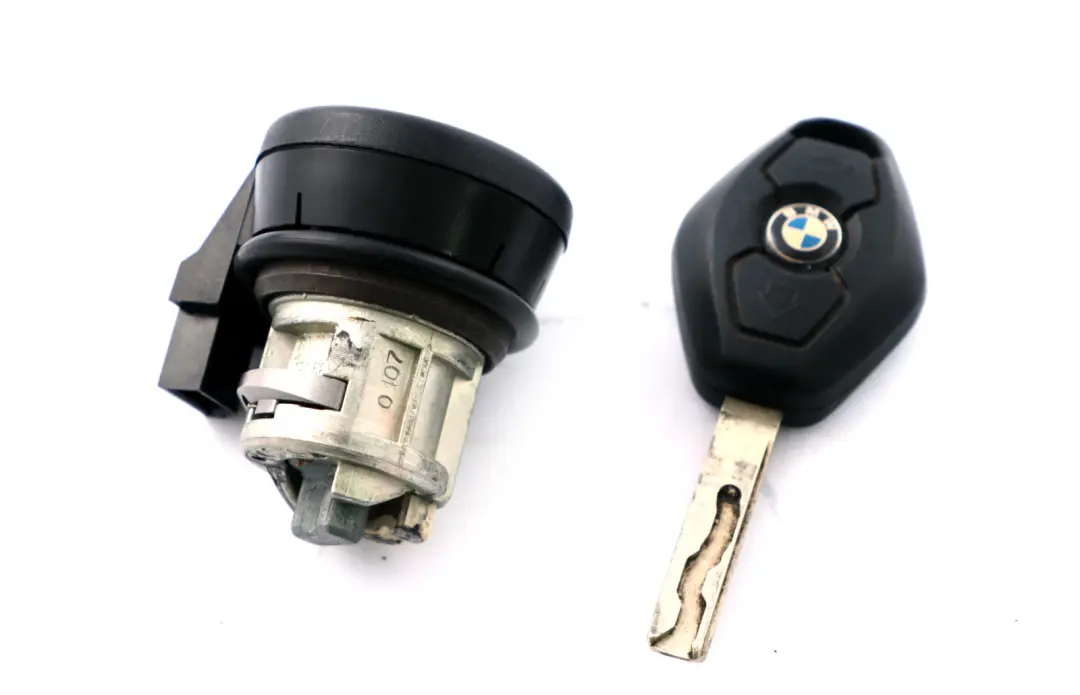 N52 177PS ECU Centralina Dme Ews Schl?ss per BMW Z4 E85 Roadster 2.5i con numero di parte 7571510 BMW Z4 E85 Roadster 2.5i N52 177PS ECU Centralina Dme Ews Schl?ss - SKU 7571510-1 - Numero di parte 7571510