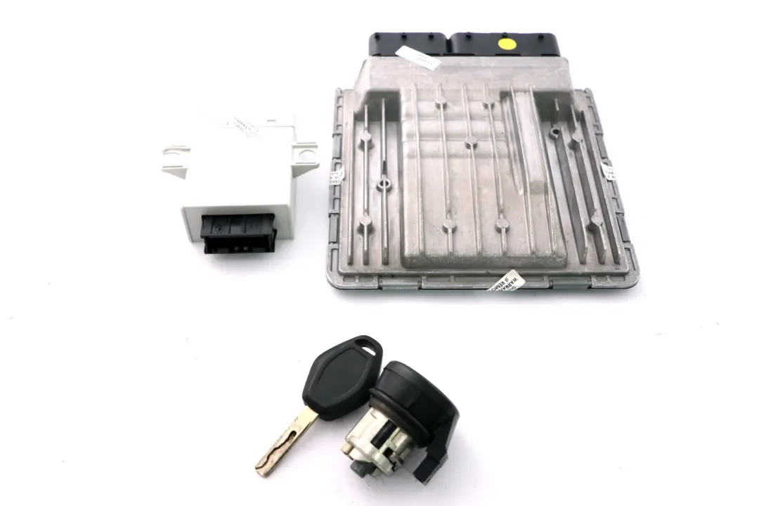 N52 177HP ECU Kit DME EWS + Llave Manual para BMW Z4 Serie E85 Roadster 2.5i con número de pieza 7571510 BMW Z4 Serie E85 Roadster 2.5i N52 177HP ECU Kit DME EWS + Llave Manual - SKU 7571510-1 - Número de pieza 7571510