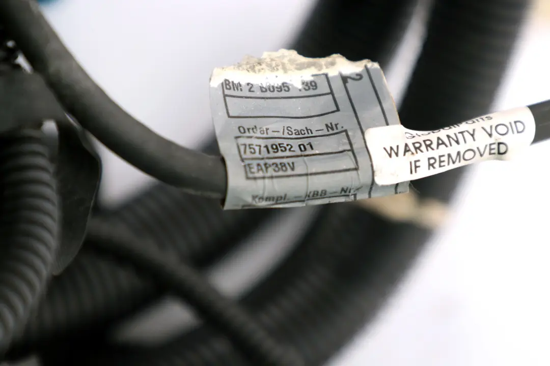BMW E90 E91 Petrol N52 Wiring Loom Harness Engine Automatic Gearbox - SKU 7571952 - Part number 7571952